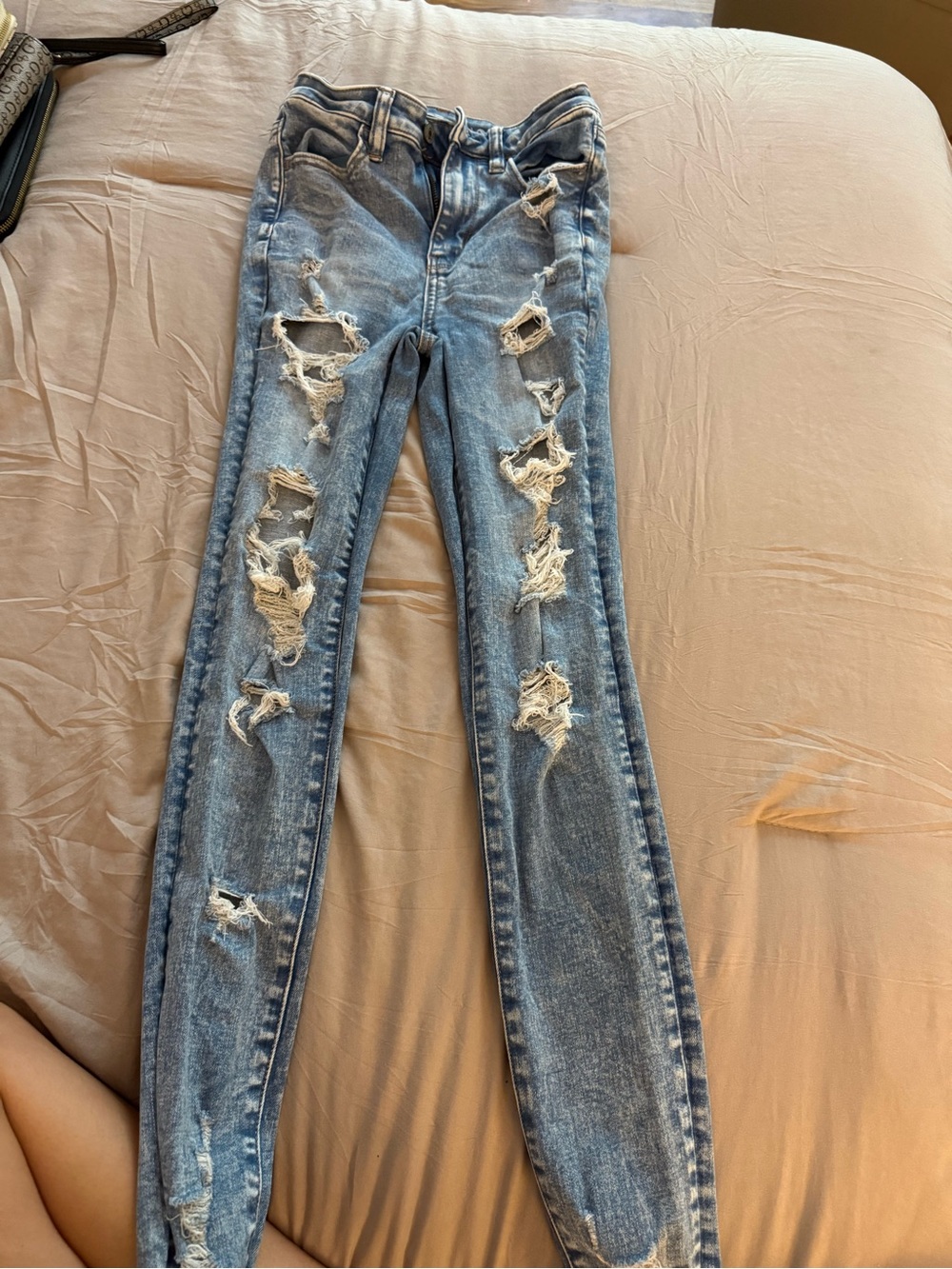 American Eagle Outfitters Light Blue Ripped Skinny Jeans